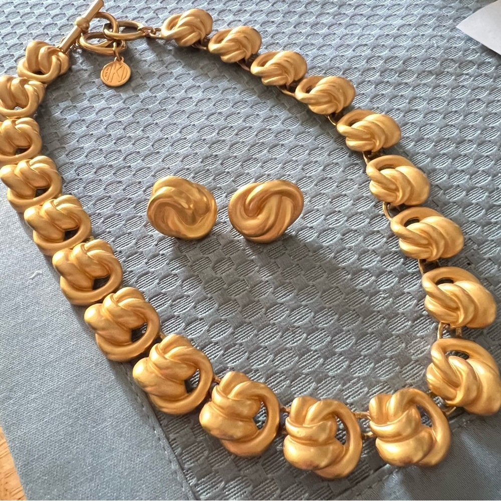 Vintage Anne Klein II  “Love Knot” Necklace & Earrings Matte Goldtone